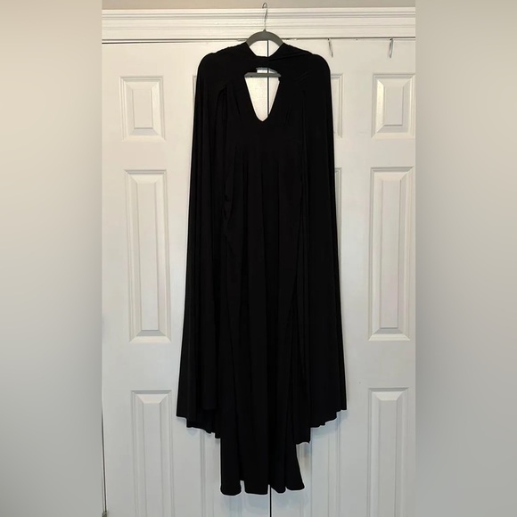 Club L London Elegant Black Cape Dress - Picture 4 of 5